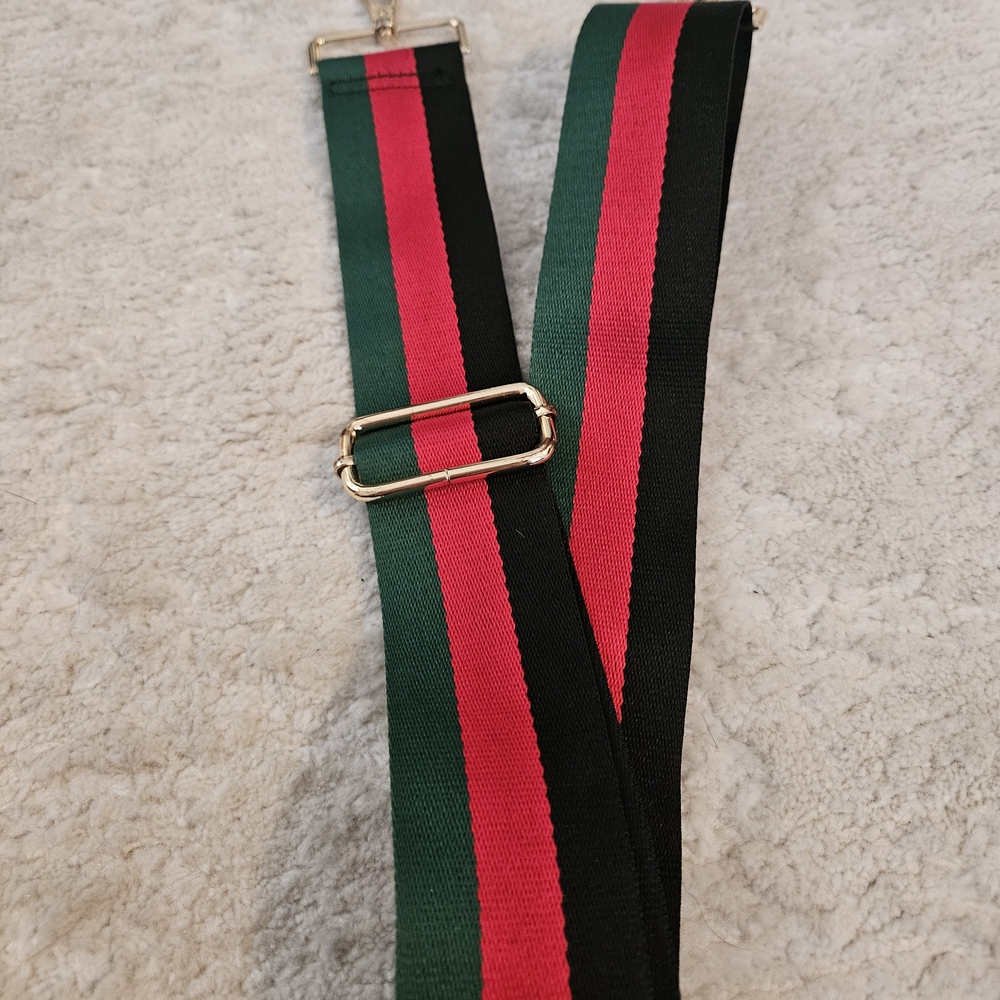 Stylish Red and Green Crossbody Strap